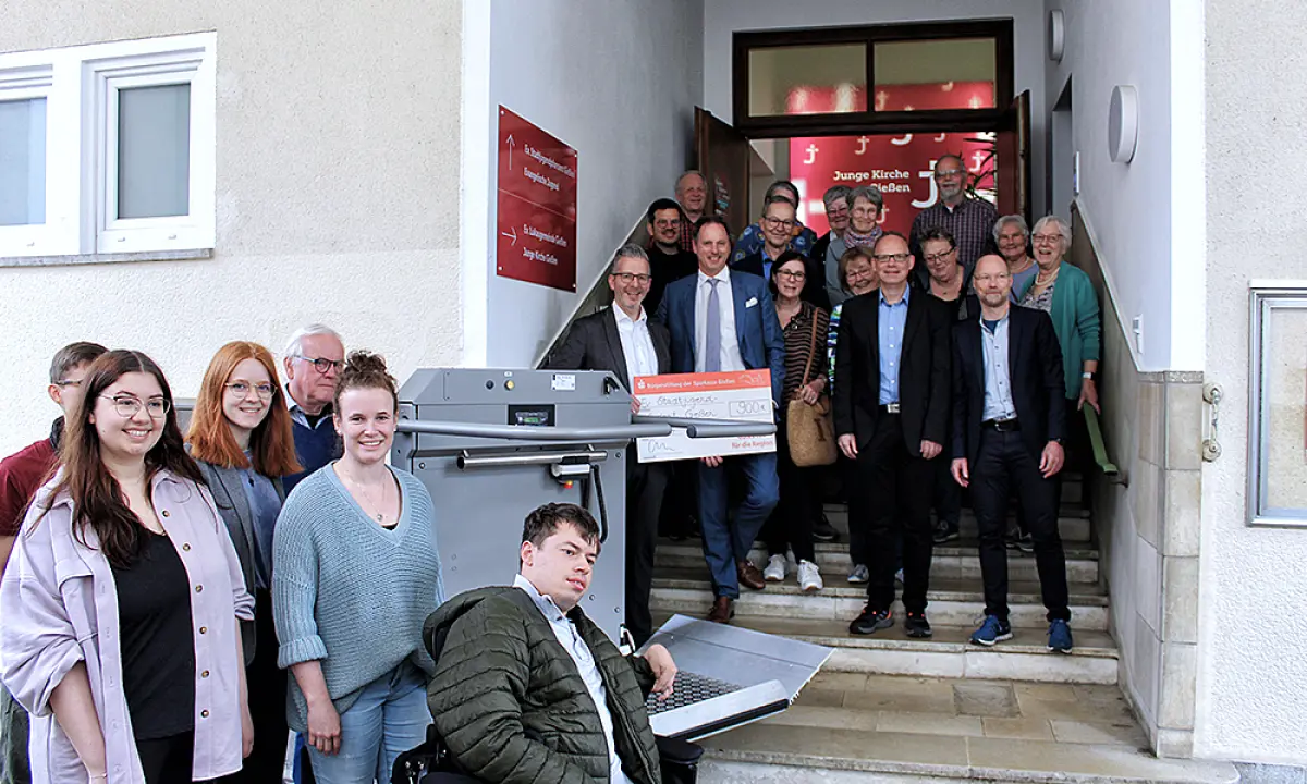 Bürgerstiftung spendet an Gießener Kirche