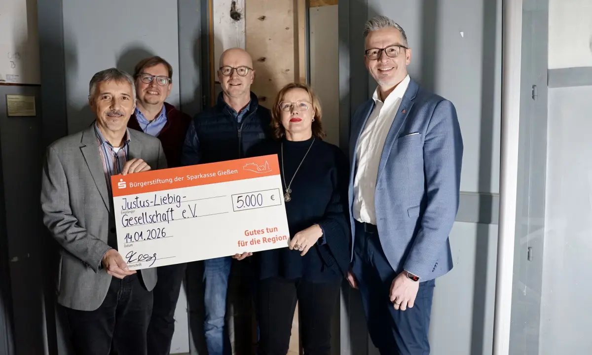 Bürgerstiftung SK Gießen unterstützt Wiederaufbau im Liebig-Museum
